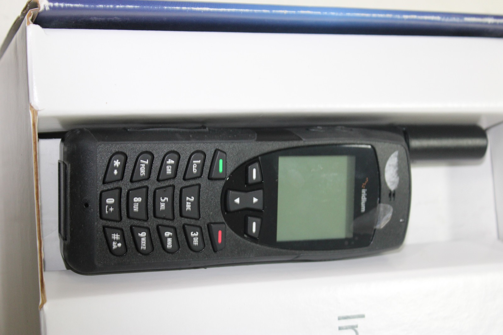 Iridium 9555 Satellite Phone