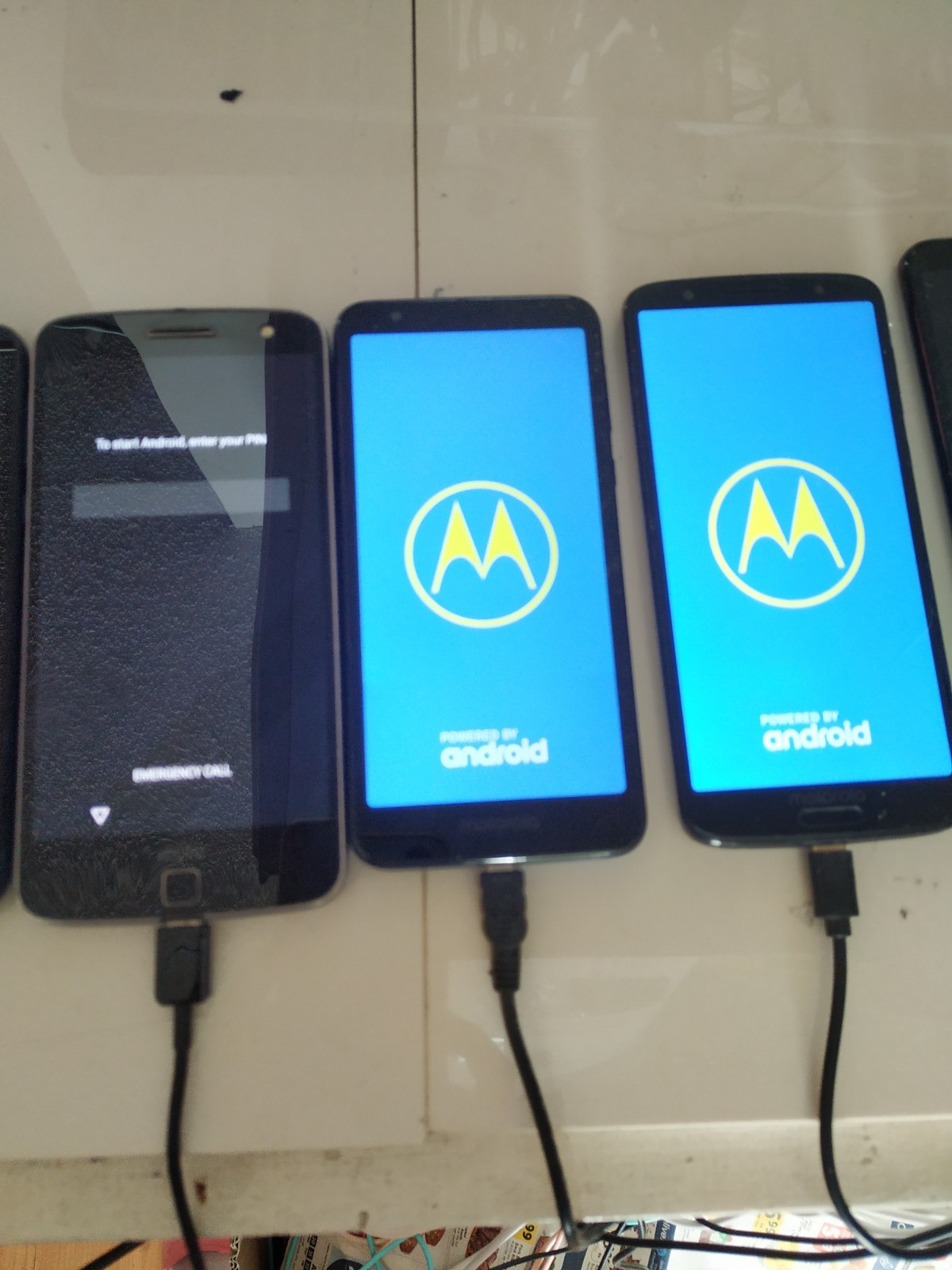 Lot of 13 Mixed model Motorola Moto Z2 / e6 16GB or 32GB Smartphone For parts