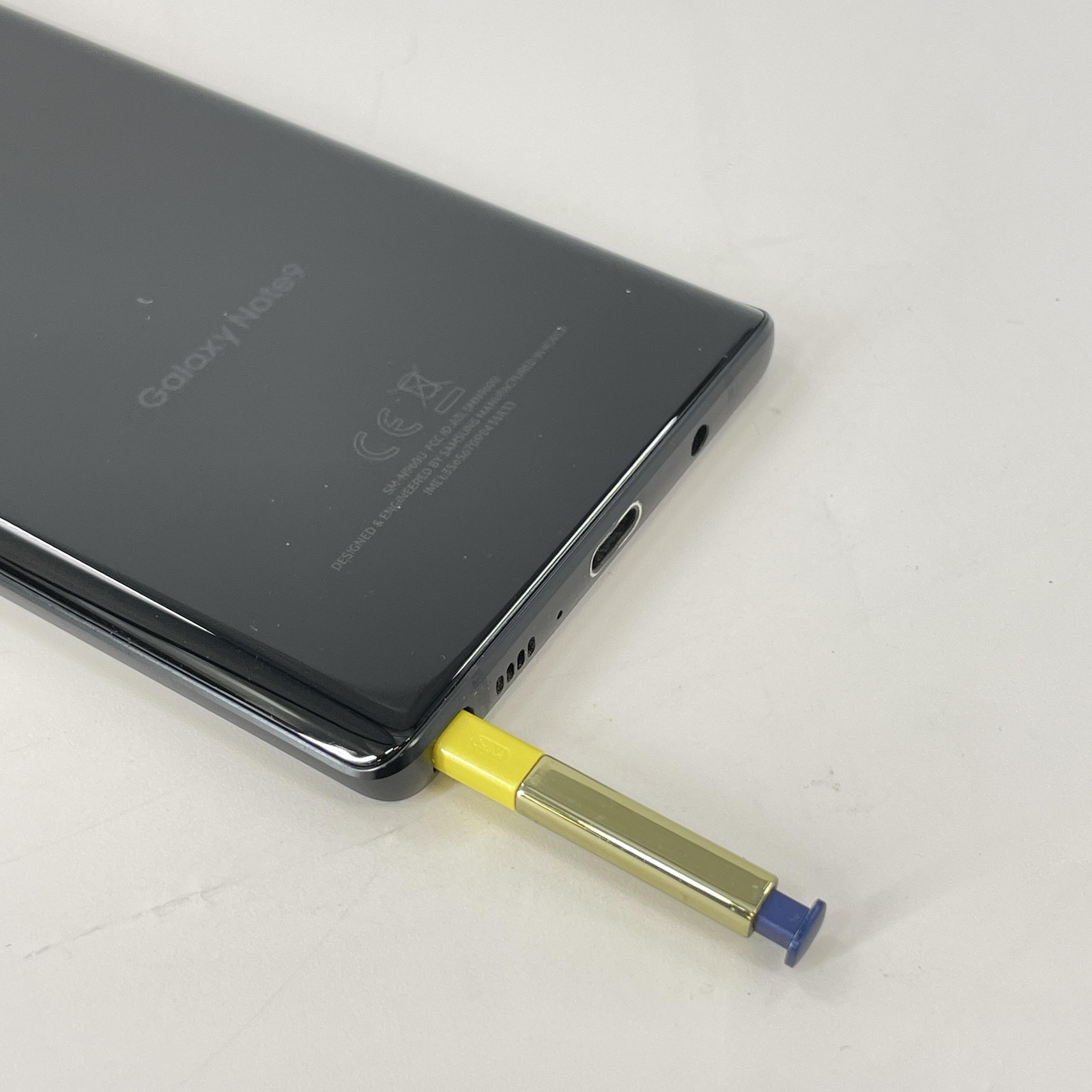 Samsung Galaxy Note 9 Midnight Black 128GB ATT – Very Good w/ LCD Burn-In