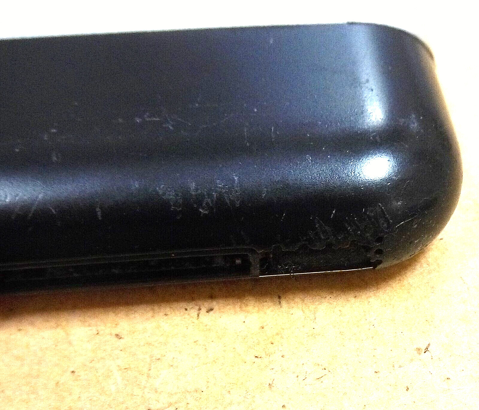 Apple iPhone 1st Generation A1203 – Black and Gray ( AT&T ) Smartphone – Bundled