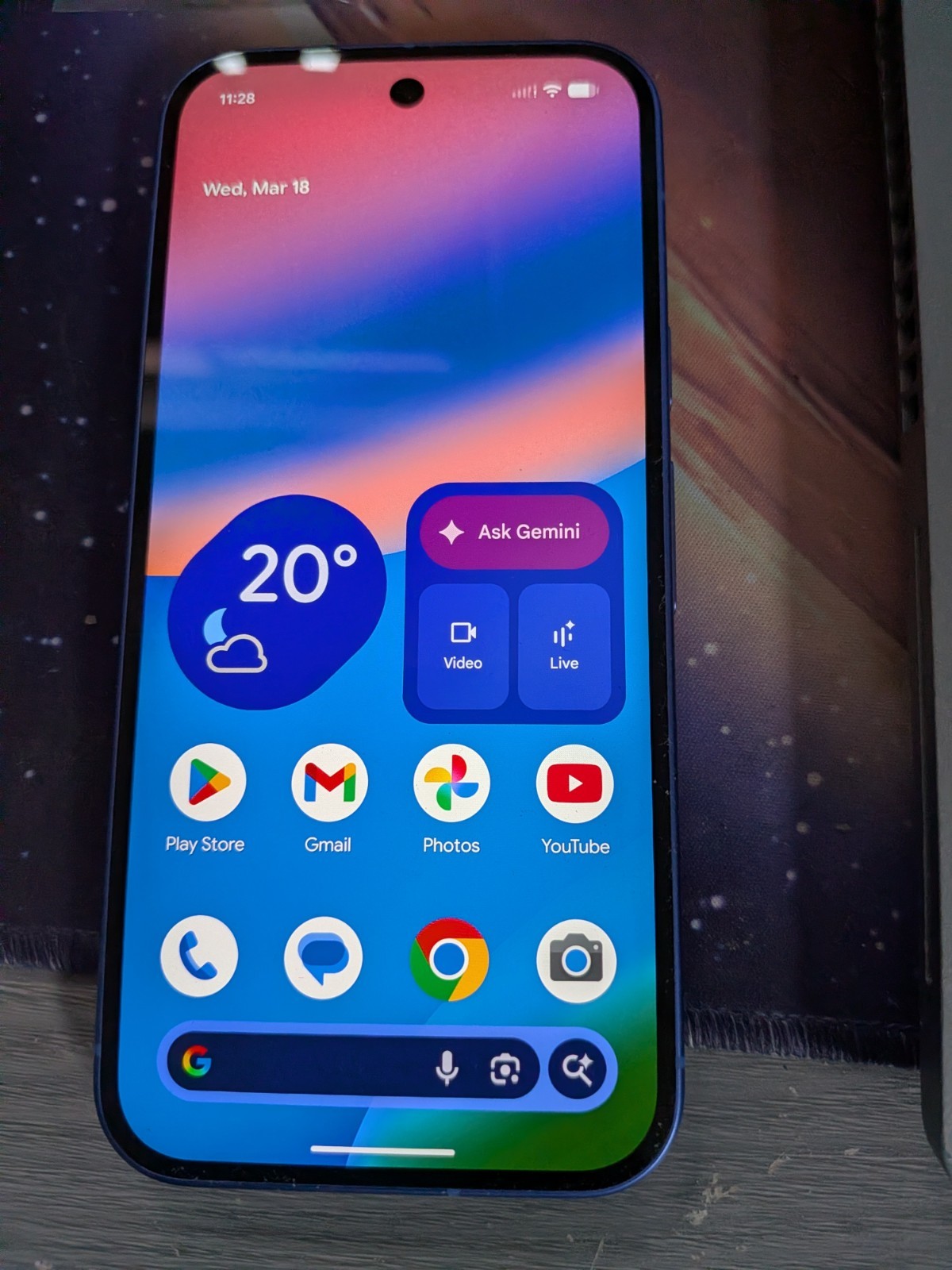 Google Pixel Blue Smartphone Android Wi-Fi Bluetooth NFC Bar Style