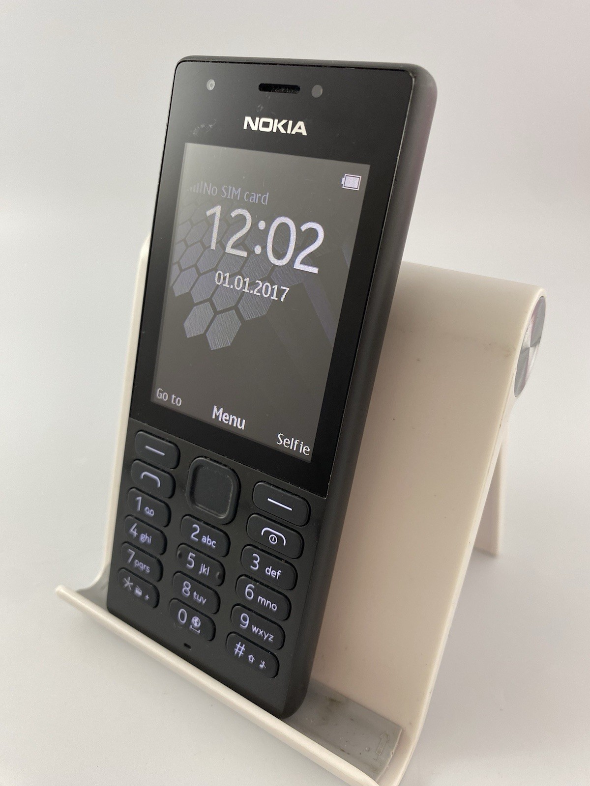 Nokia 216 Unlocked 16MB 2.4″ 0.3MP FM Torch Mobile Button Phone