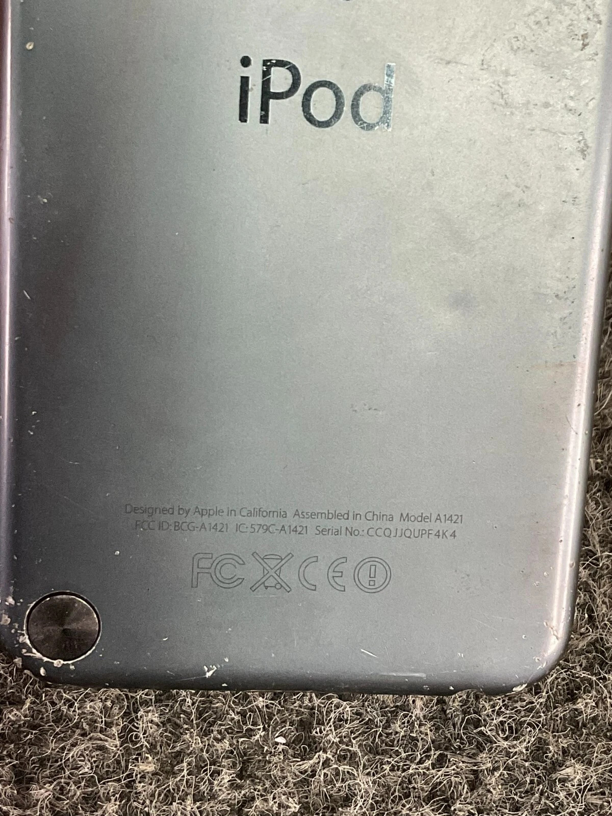 Apple iPod A1318 64GB 3rd Gen & iPhone 4S Combo Pack Used