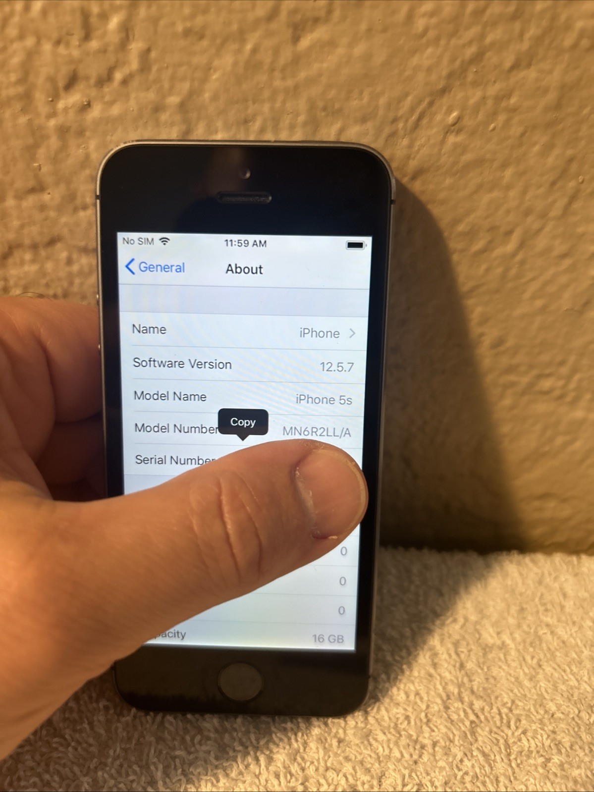 Apple iPhone 5s 16GB Black Space Grey Unlocked With Otter box Used