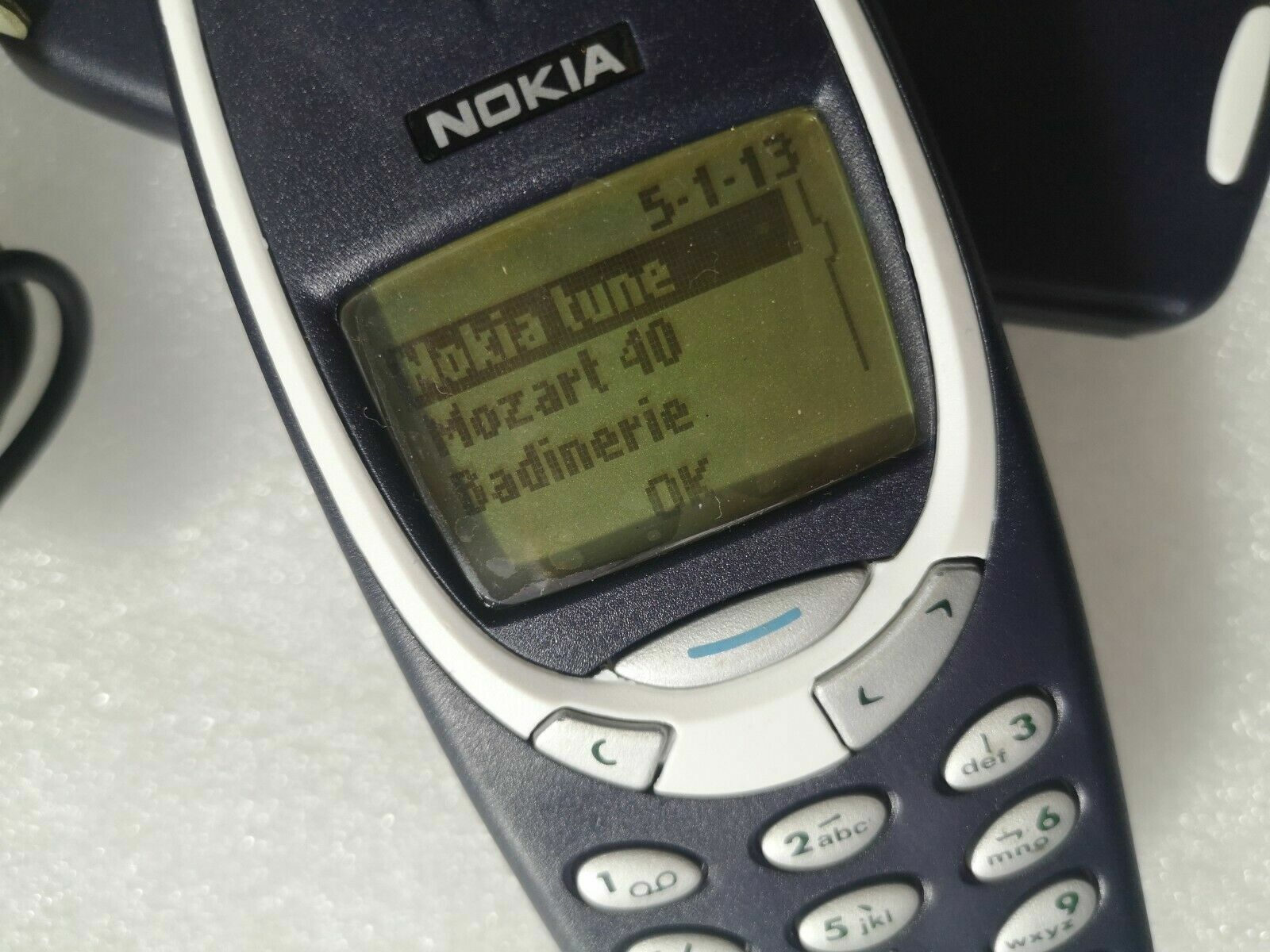 Nokia 3310 Unlocked Mobile Phone GSM 900/1800 Support English & Arabic Keyboard