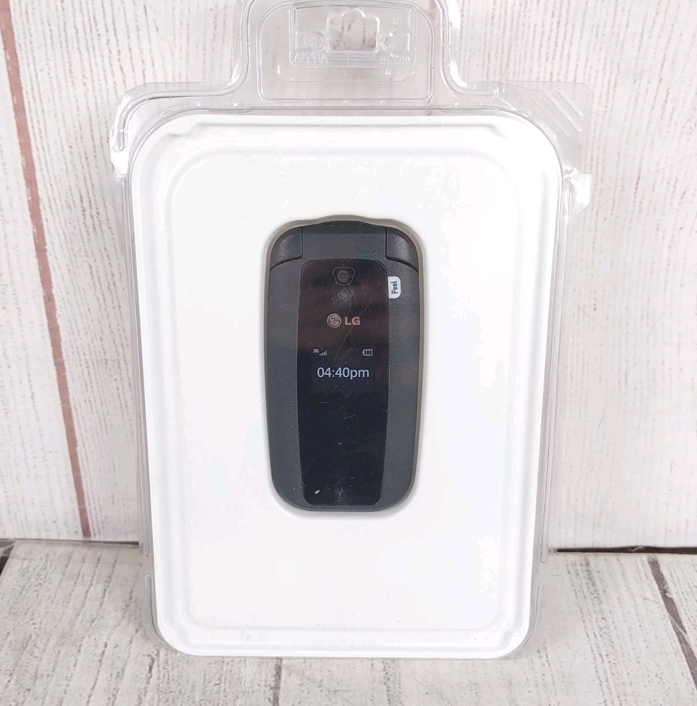 TRACFONE LG 440G Flip Phone – 3G 1.3MP Camera New – Dumb Phone – SEALED Y2K