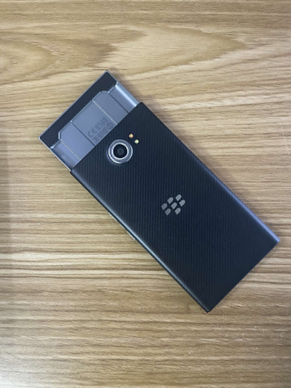 BlackBerry Priv STV100 32GB 18MP Slider 4G LTE Unlocked Android Smartphone