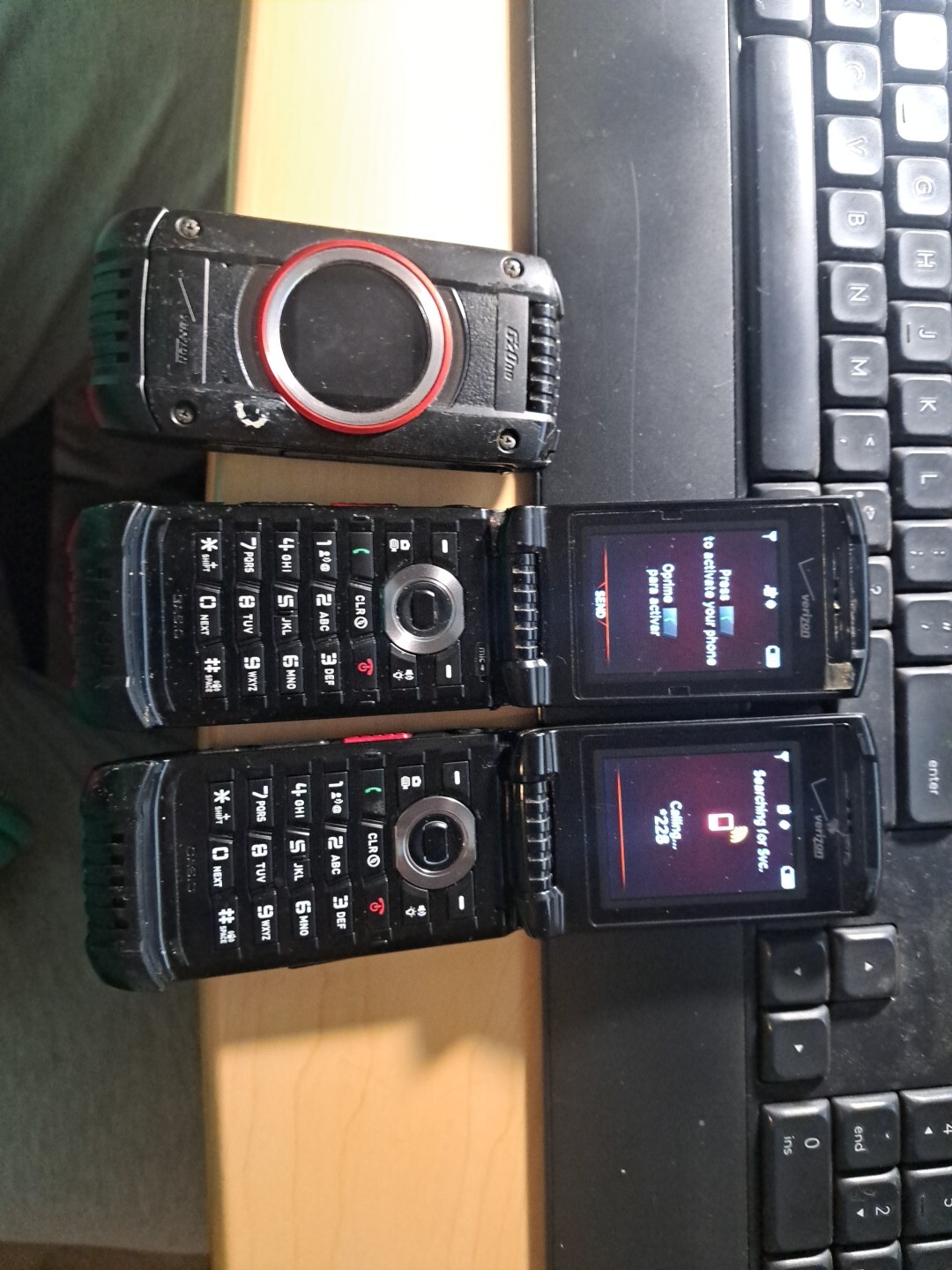 3 Casio G’zOne C781 – 256 MB – Black (Verizon) PTT PHONE