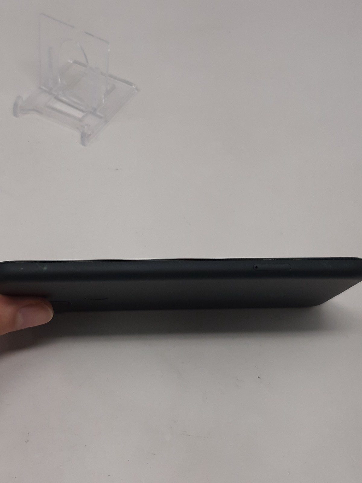 Google Pixel 5a – 128 GB – Mostly Black (Unlocked)