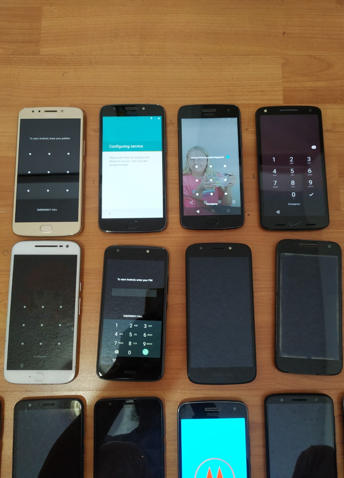 Lot of 13 Mixed model Motorola Moto Z2 / e6 16GB or 32GB Smartphone For parts