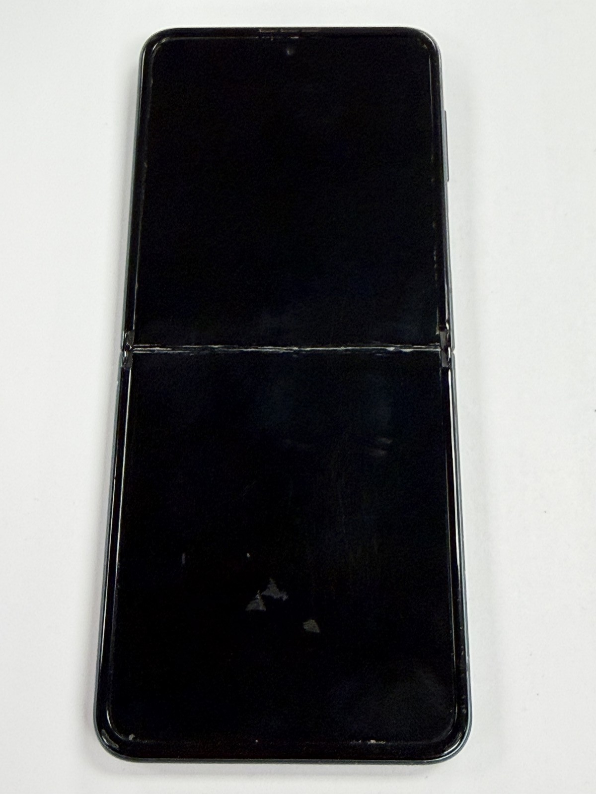 Samsung Galaxy Z Flip3 5G SM-F711U 128GB Unlocked Pre-Owned/Great C