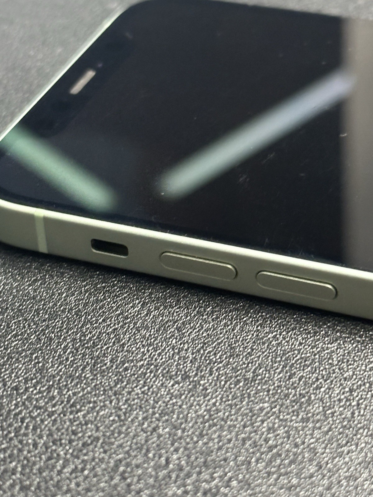 Apple iPhone 12 – Green – FOR PARTS ONLY