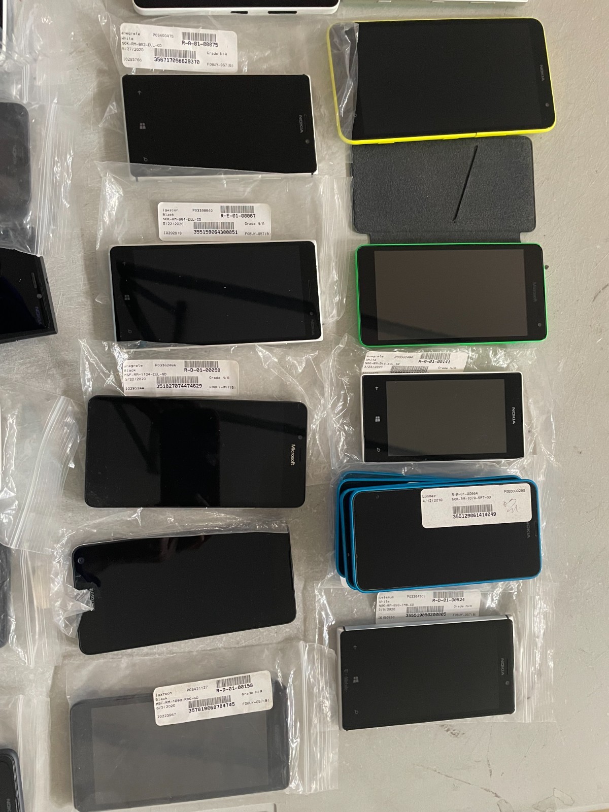 Lot of 37 : Unknown Carrier Nokia /Microsoft More Read description & View pics#