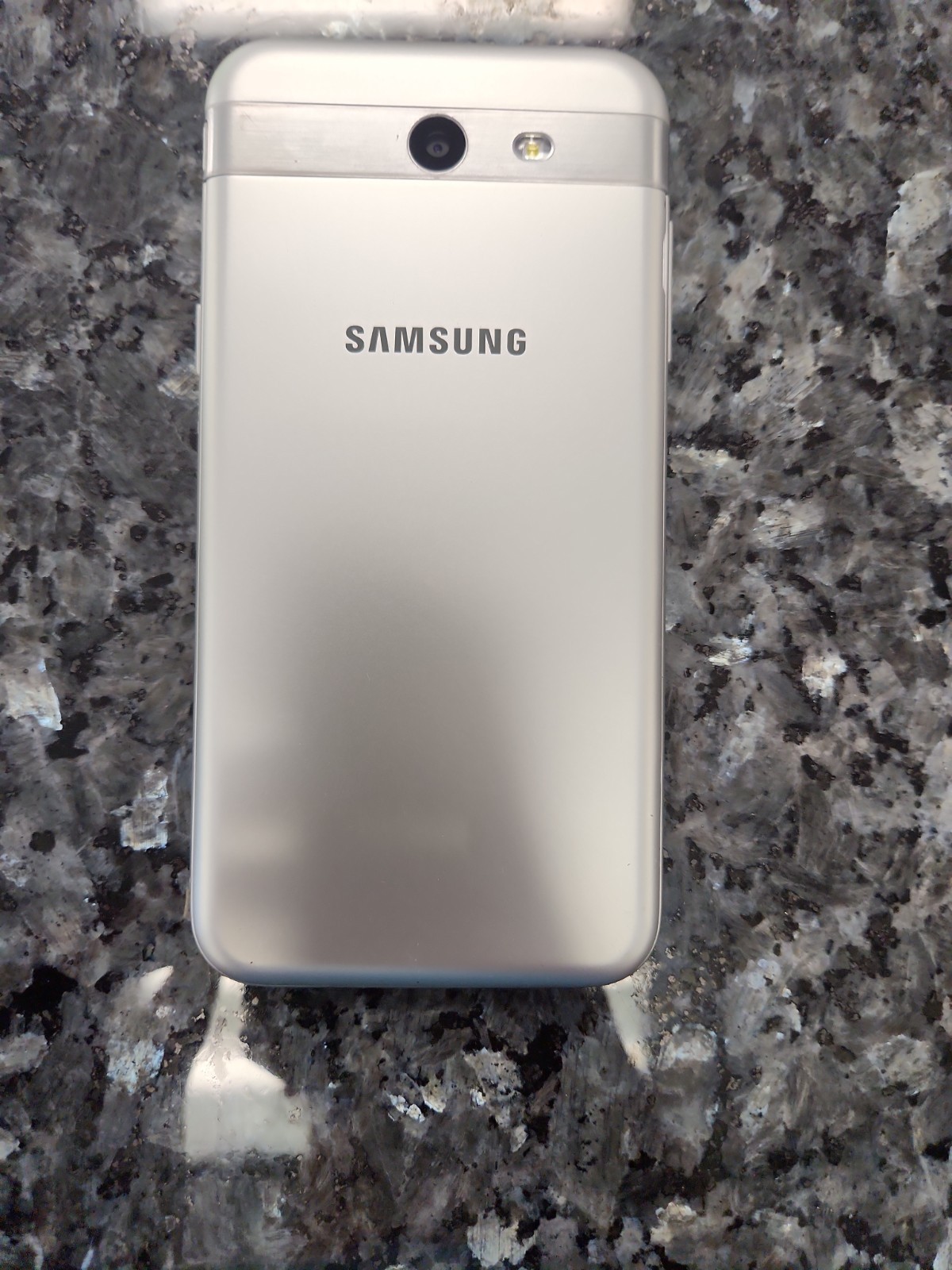 Samsung Galaxy J3 Emerge – 16 GB – Silver SM-J327P