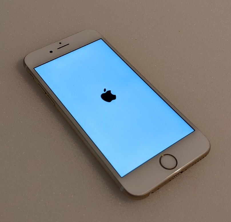 Apple iPhone 6 – 64GB – Gold (At&t) Great Cond.