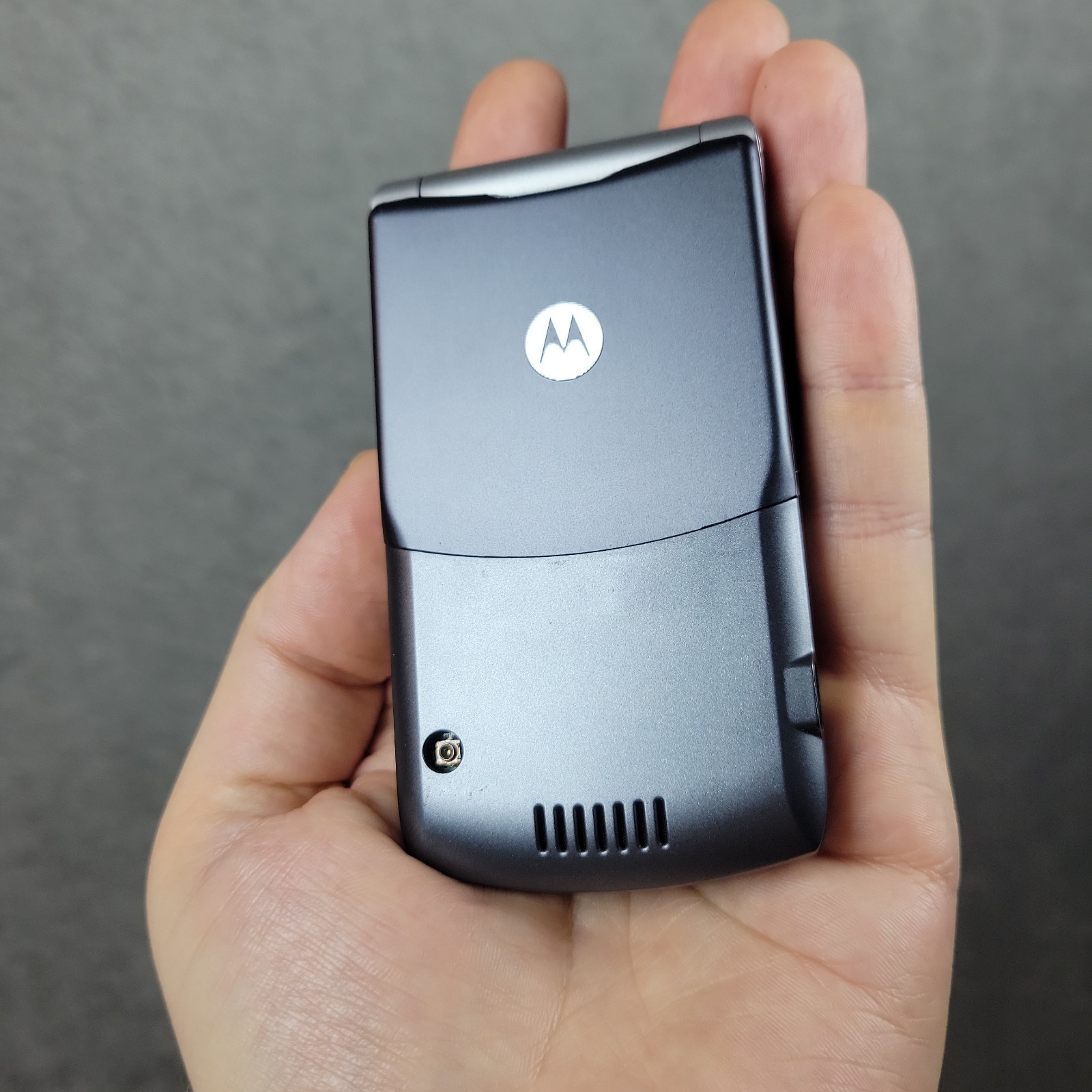 Motorola RAZR V3m Gray U.S. Cellular Flip Phone Rare Works Tested Batt Included