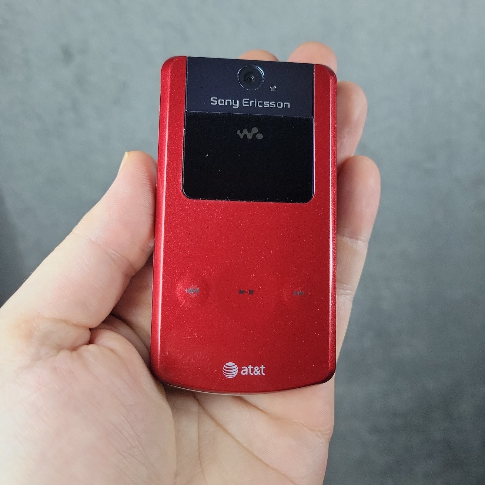 Sony Ericsson Walkman W518a Red AT&T Flip Cell Phone Tested Works Rare