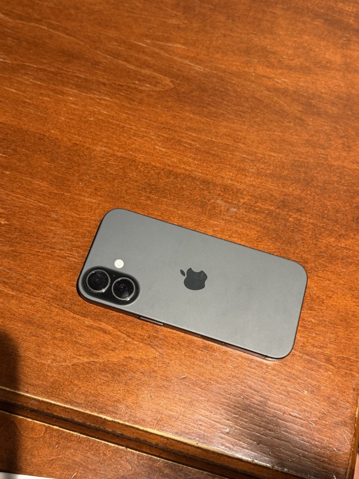 iphone 17 tmobile 100% Battery Health