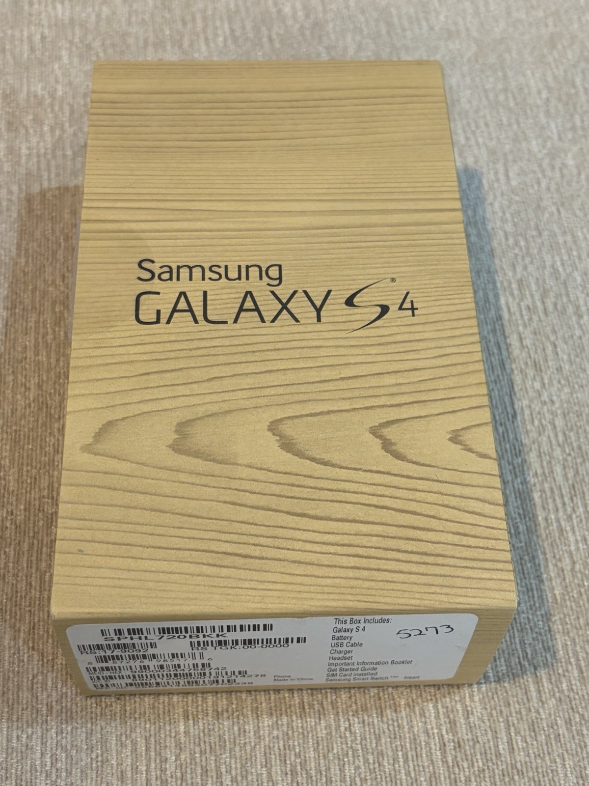 Samsung Galaxy S4 16GB Smartphone Black in Original Box Sprint