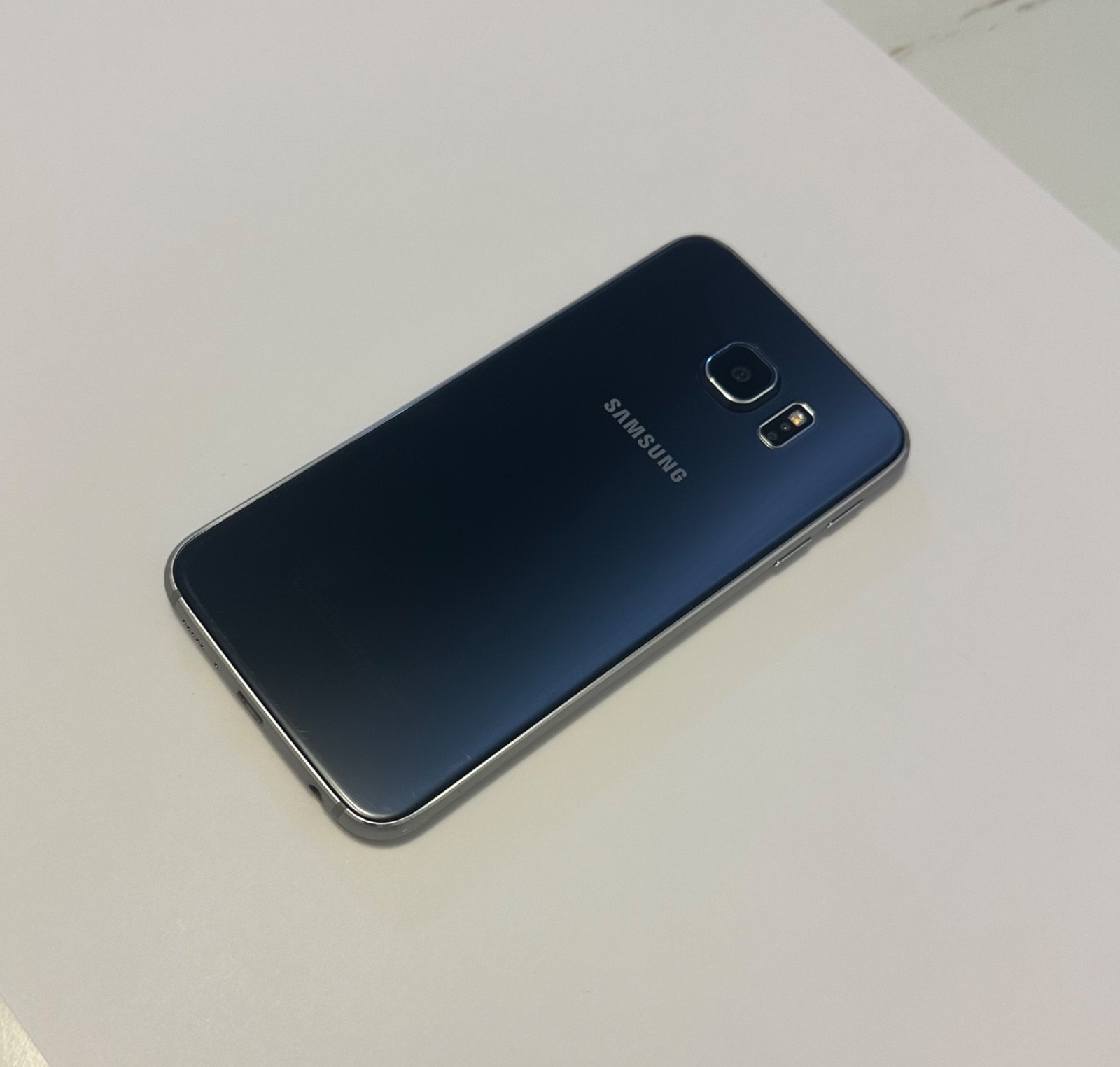 Samsung Galaxy S6 G920 32GB 64G ALL COLOR Unlocked AT&T T-mobile SmartPhone GOOD