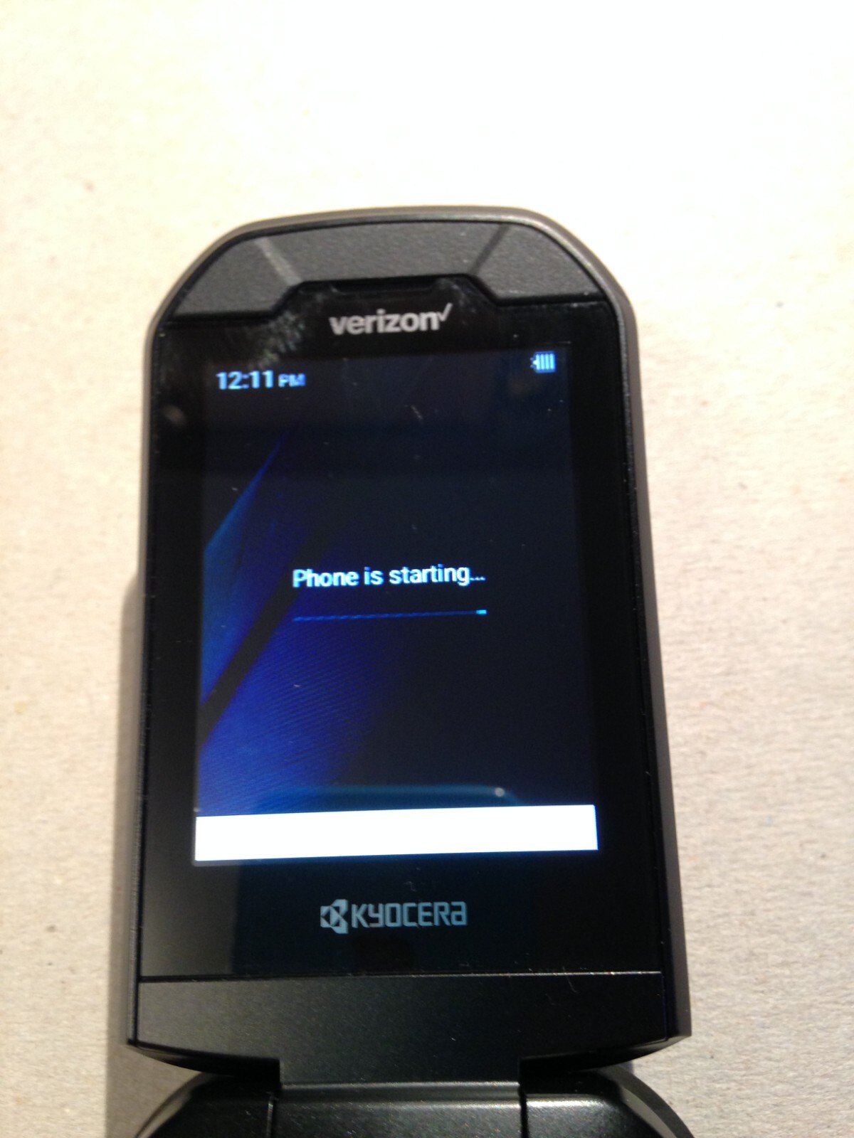 Kyocera DuraXV Extreme+ E4811 4G LTE 16GB Black Verizon Flip Phone