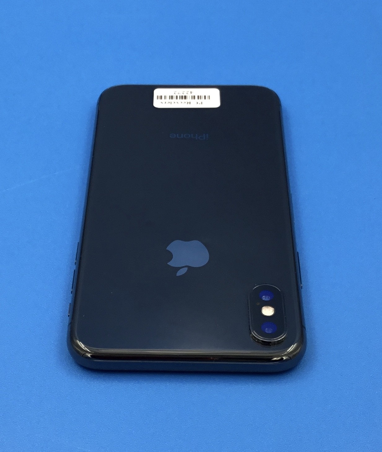 Apple iPhone X 64GB A1865 Gray Unlocked iOS 16.7.12 – SCREEN CRACKED #42272