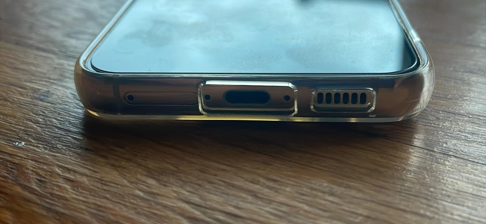 Samsung Android Triple Rear Camera USB Type-C White Smartphone Bar Style