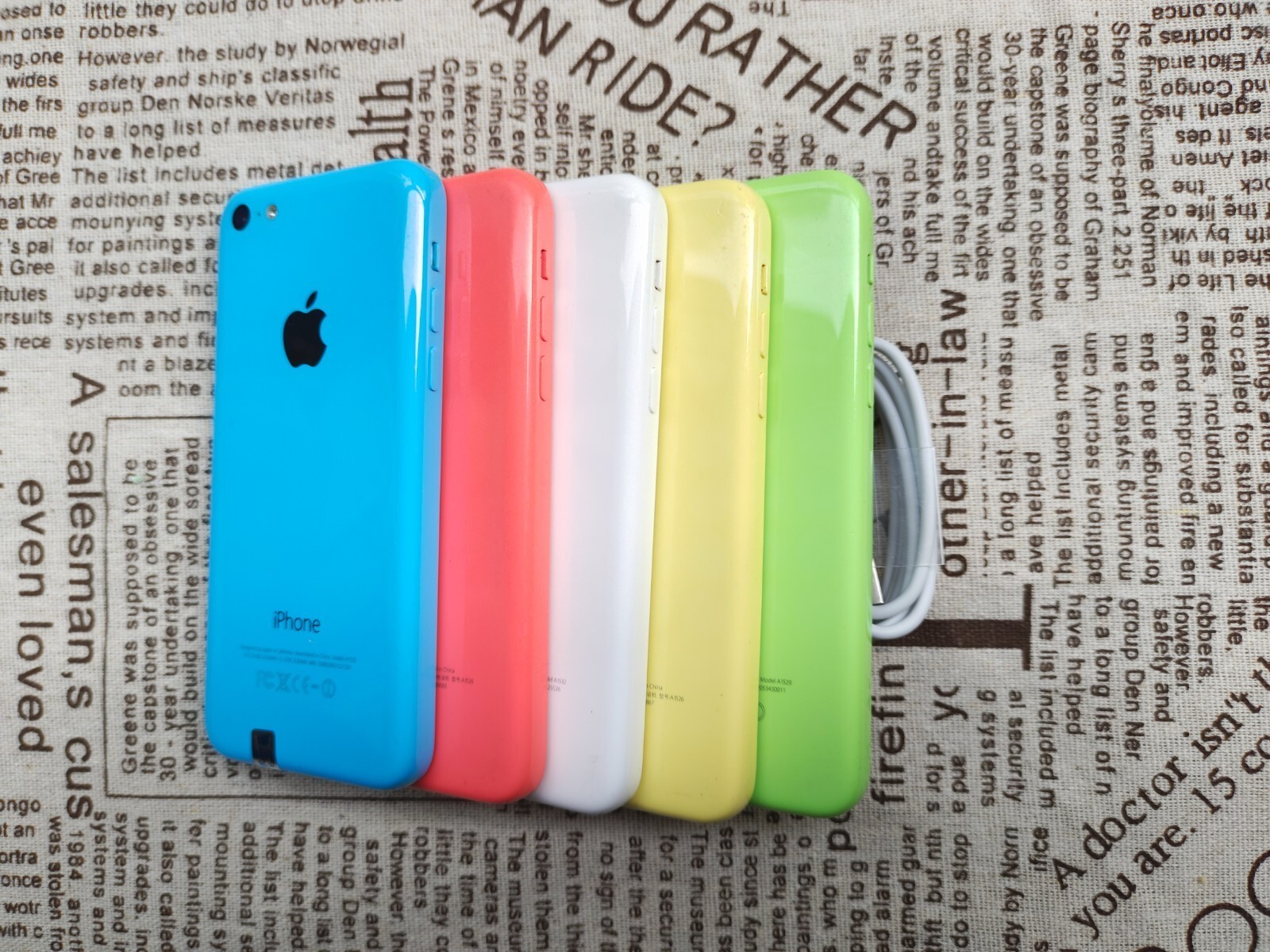 Apple iPhone 5C UNlocked 8/16/GB BLUE/GREEN/PINK/WHITE/ YELLOW – new battery