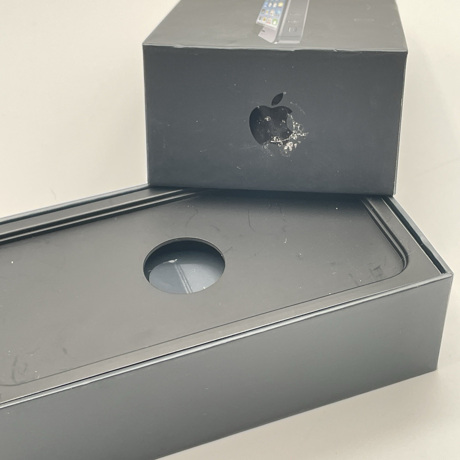 Apple iPhone 5 A1429 – 16GB Black w/Box Verizon (Factory Reset) PARTS ONLY
