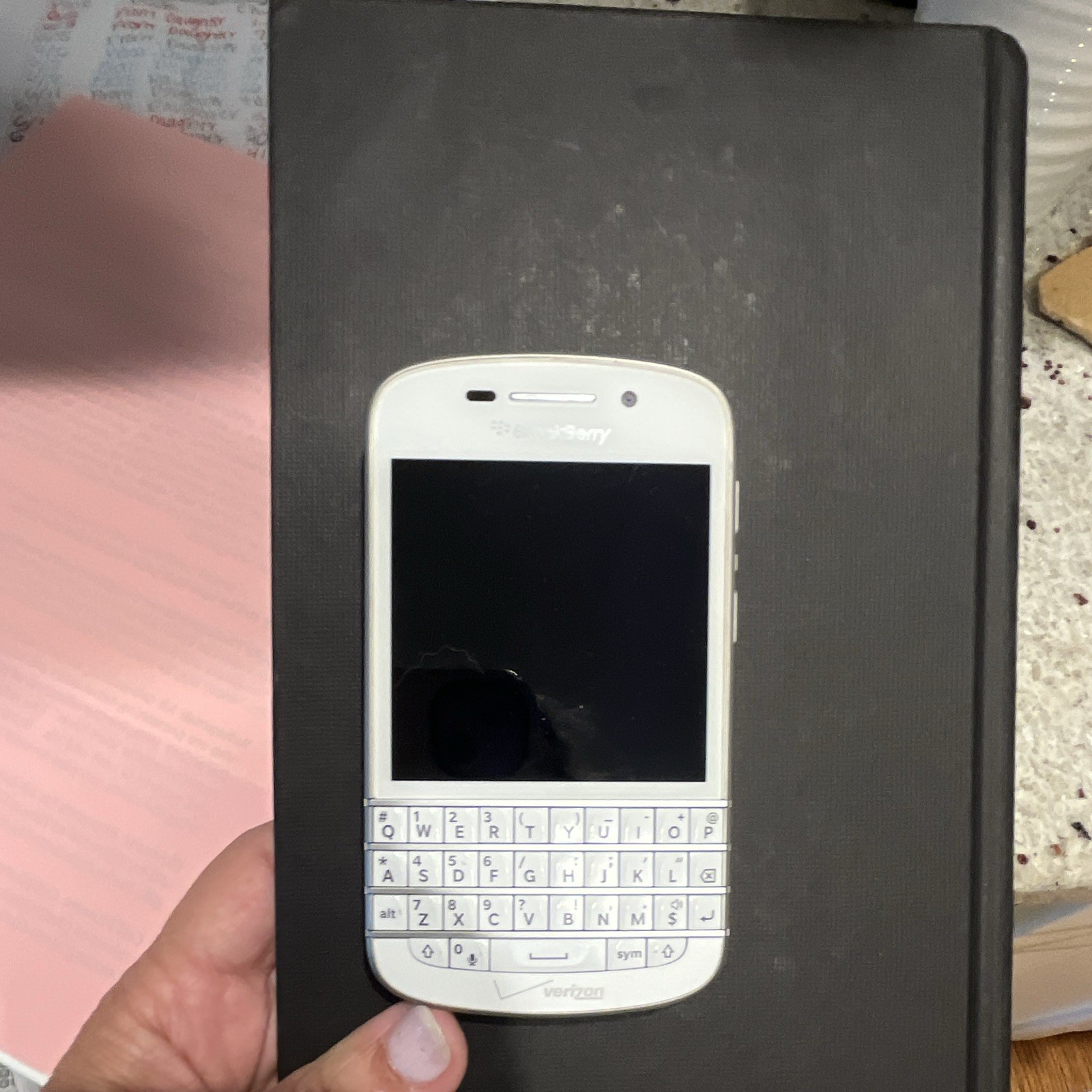 BlackBerry Q10 Verizon CDMA Bar Smartphone QWERTY Keyboard 5MP White/Black