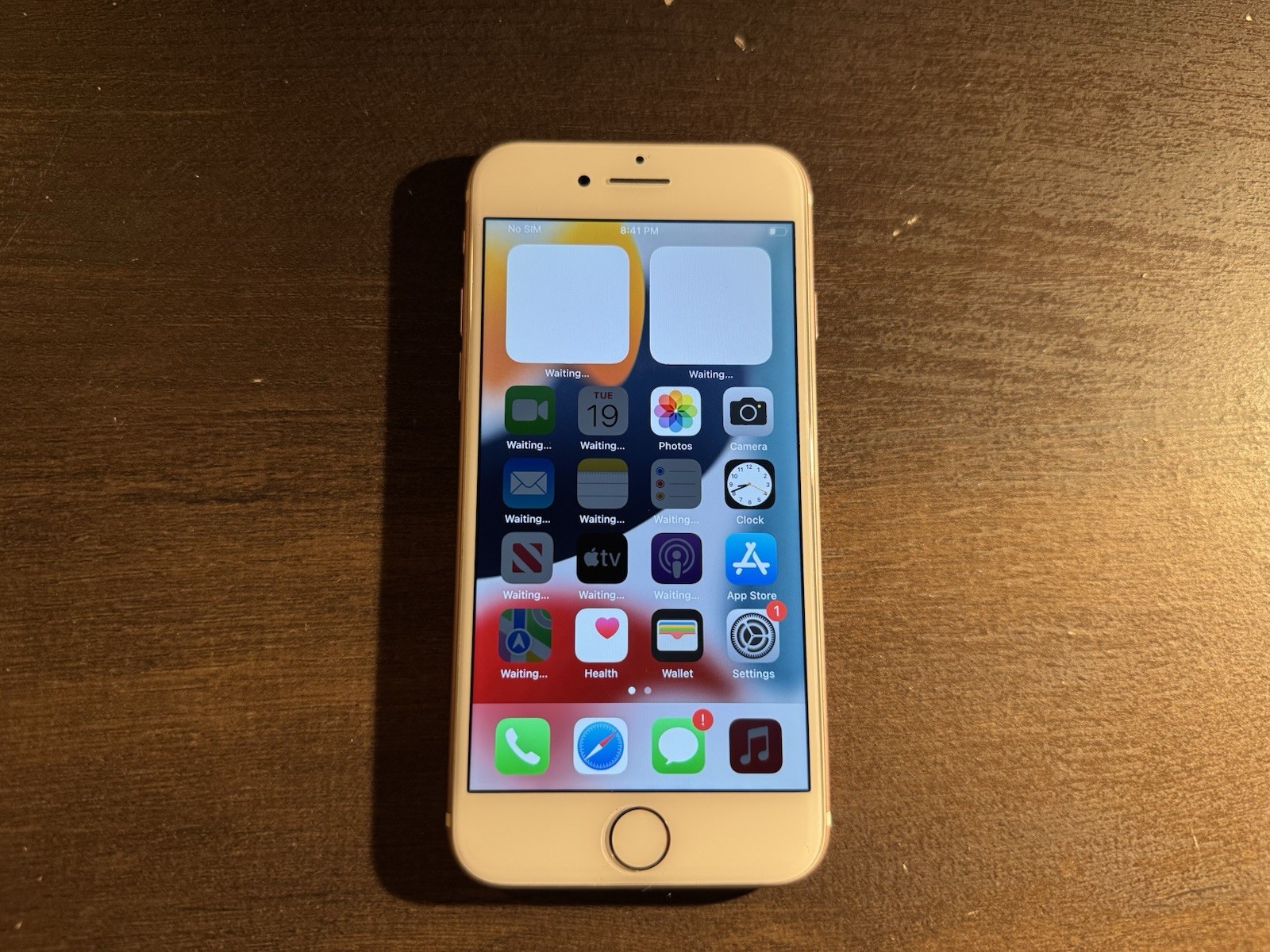 iPhone 7 32gb Rose Gold Unlocked – Used Good – Low Batt