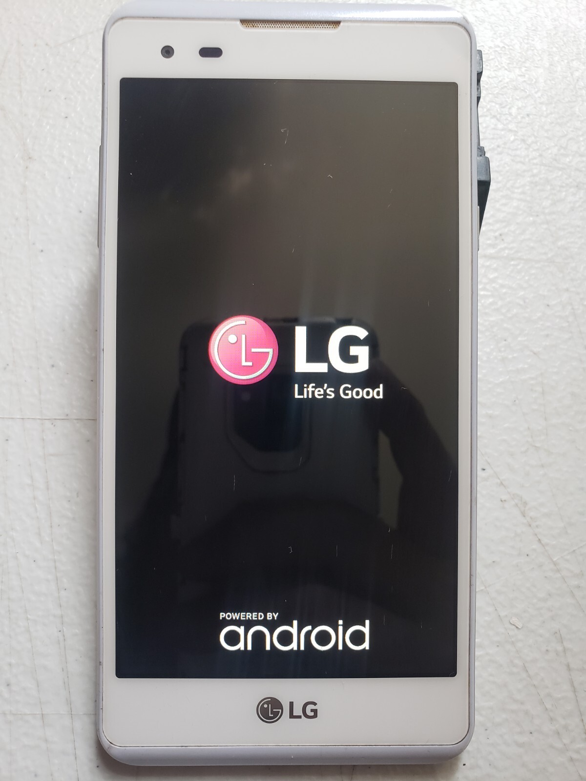 LG Tribute HD Boost Mobile Smartphone 16GB White (LS676)
