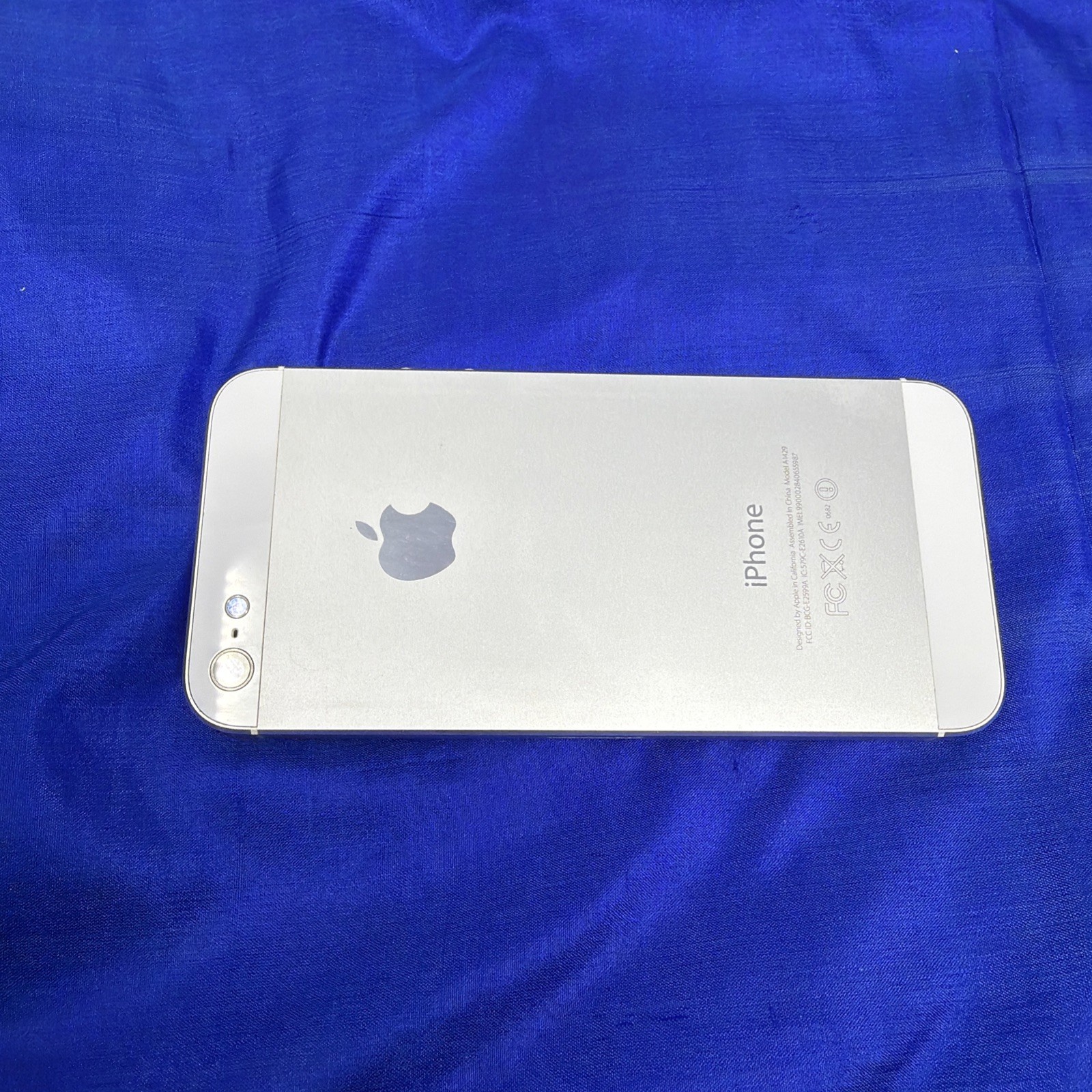 Apple iPhone 5 Model A1429 Silver – For Parts Or Repair Only