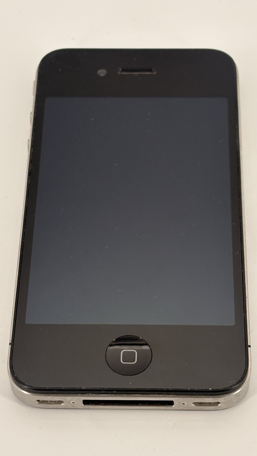 Apple iPhone 4 – 16GB – Black AT&T Model A1332 MC318LL/A Vintage Factory Reset