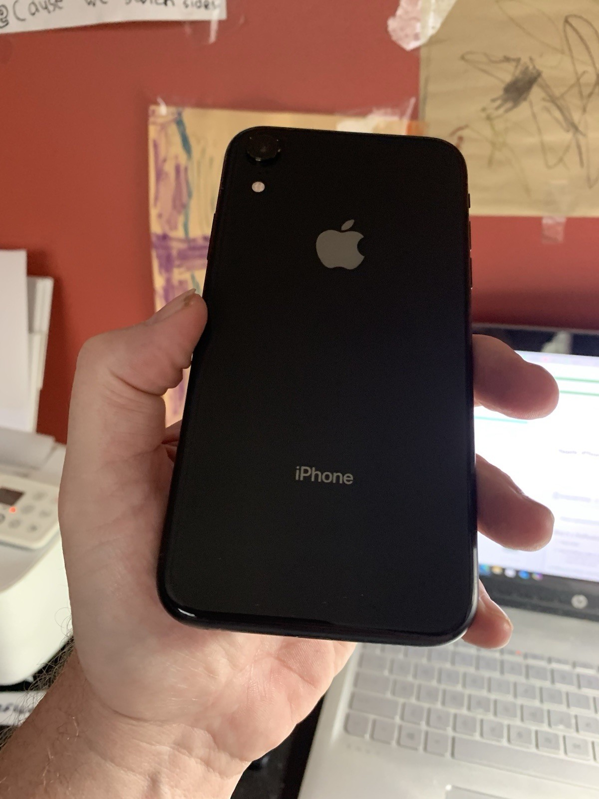 apple iphone xr 64gb unlocked batt health 85 or higher