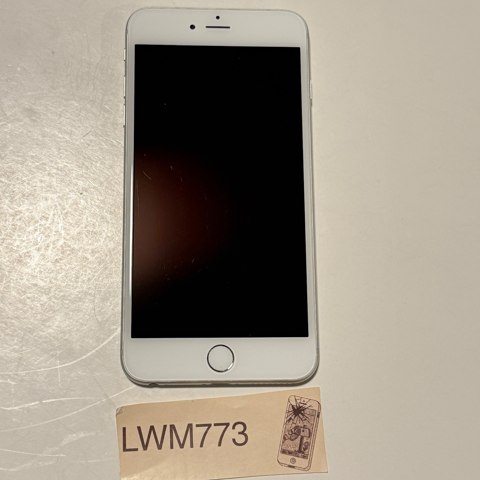 Apple iPhone 6 Plus 64GB Silver A1522 (Unlocked) Very Good – 95% Battery Health
