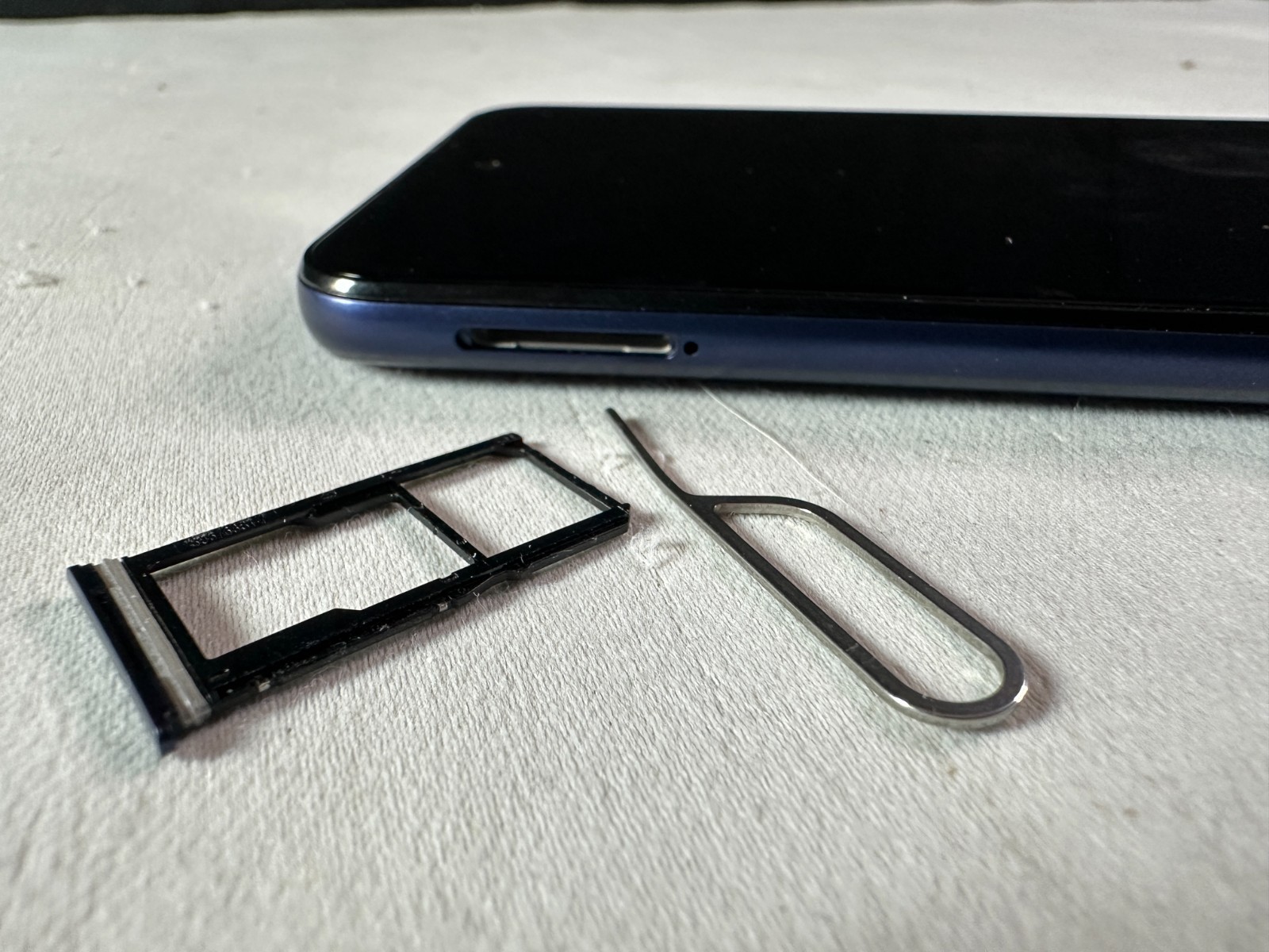 Motorola Moto G Play 2023 Navy Blue Triple Rear Camera Smartphone Parts Only