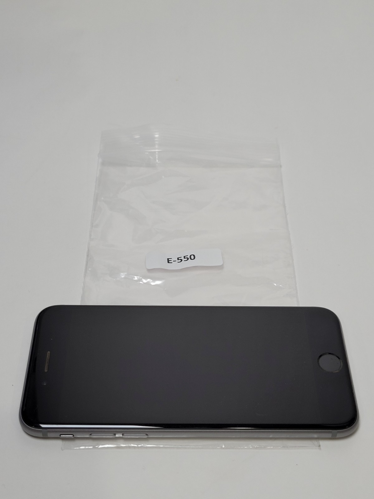 Apple iPhone 6s – 16GB – Space Gray – Verizon – MKRR2 LL/A – A1688