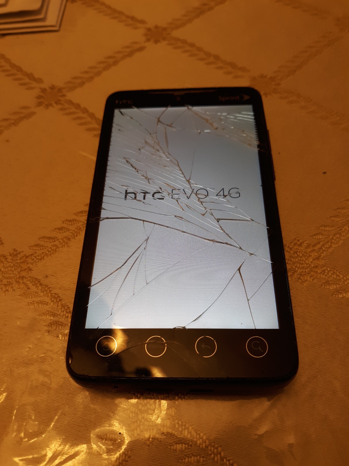HTC EVO 4G – 1GB – Black (Sprint) Smartphone Cracked Screen Parts/Repair AS IS