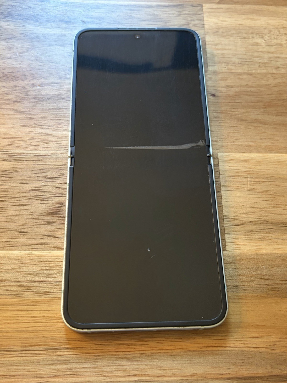 Samsung Galaxy Z Flip6 SM-F741U1 (Unlocked) 256GB Green – LCD SPOT/DELAMINATION