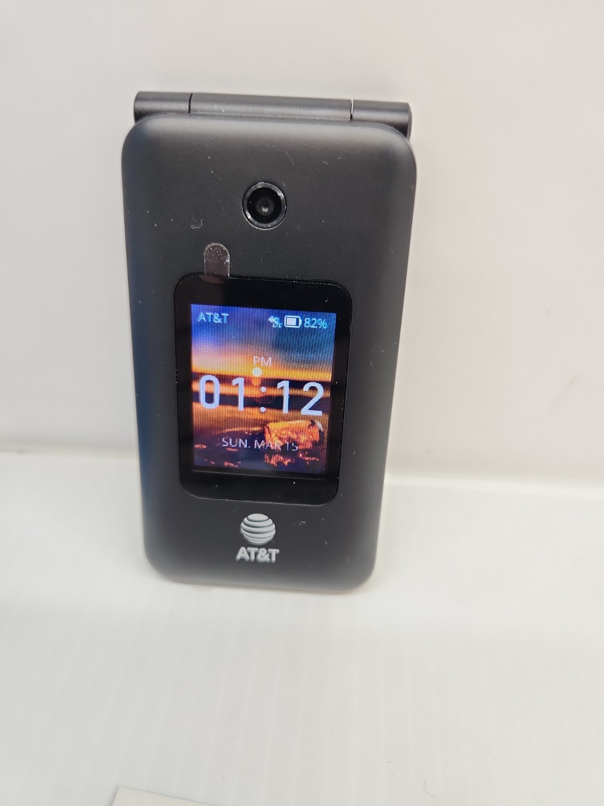 NEW AT&T FLIP IV U102AA 4G LTE AT&T SIM CARD INCLUDED! Read Description
