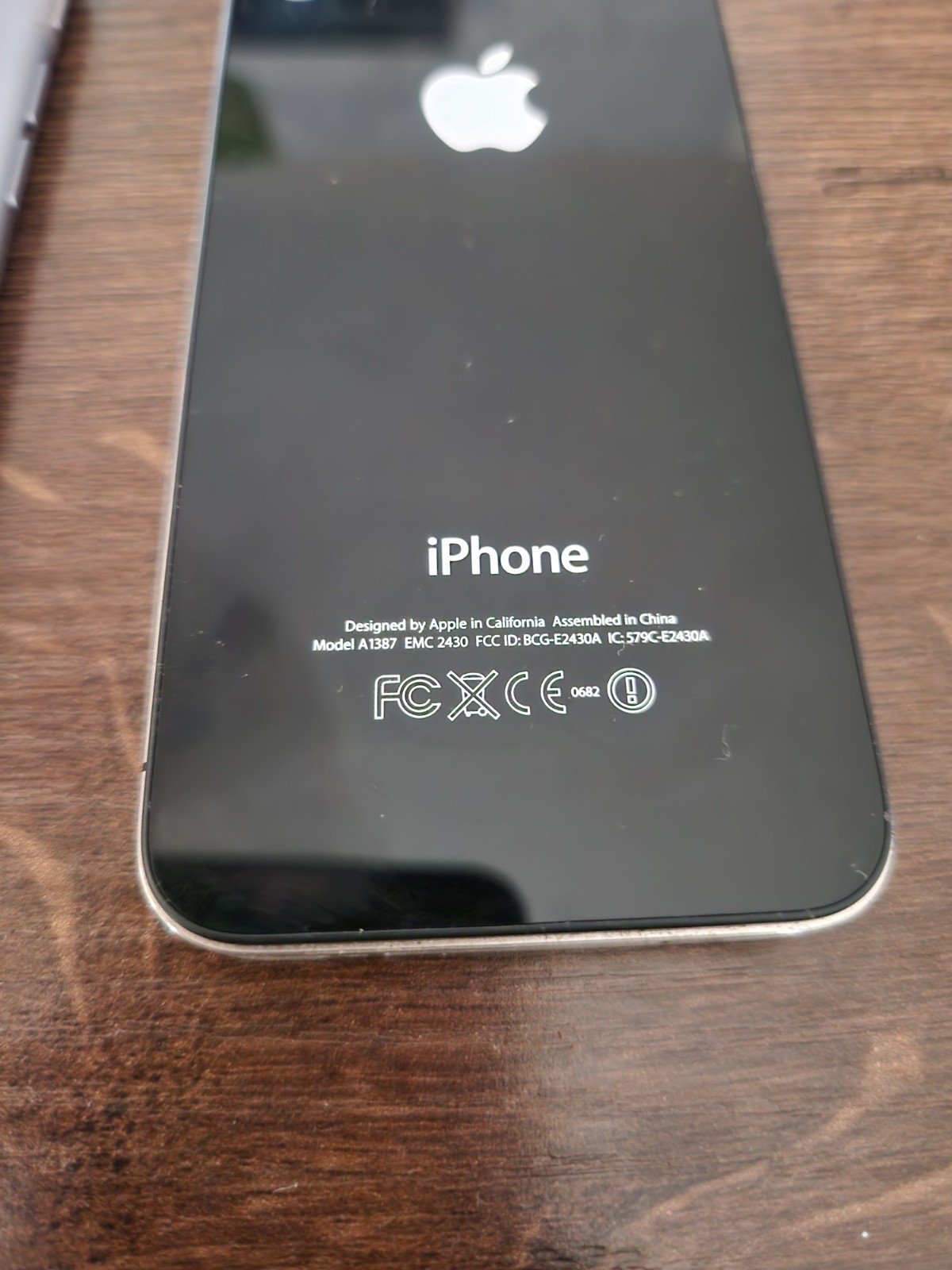 Apple iPhone 4S 16GB Black GSM A1387 iOS Smartphone For Parts/Not Working