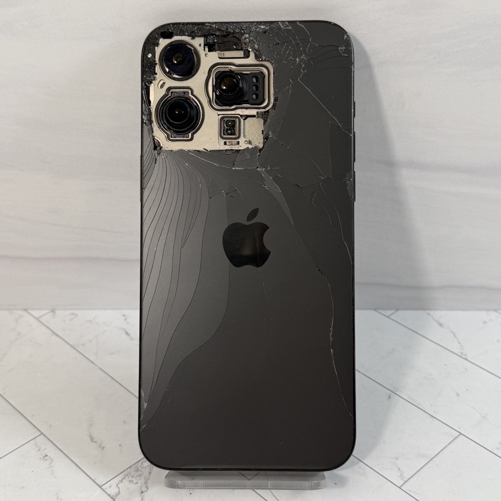 Apple iPhone 15 Pro Max Black 256GB T-Mobile Cracked Screen LCD + Back #H800