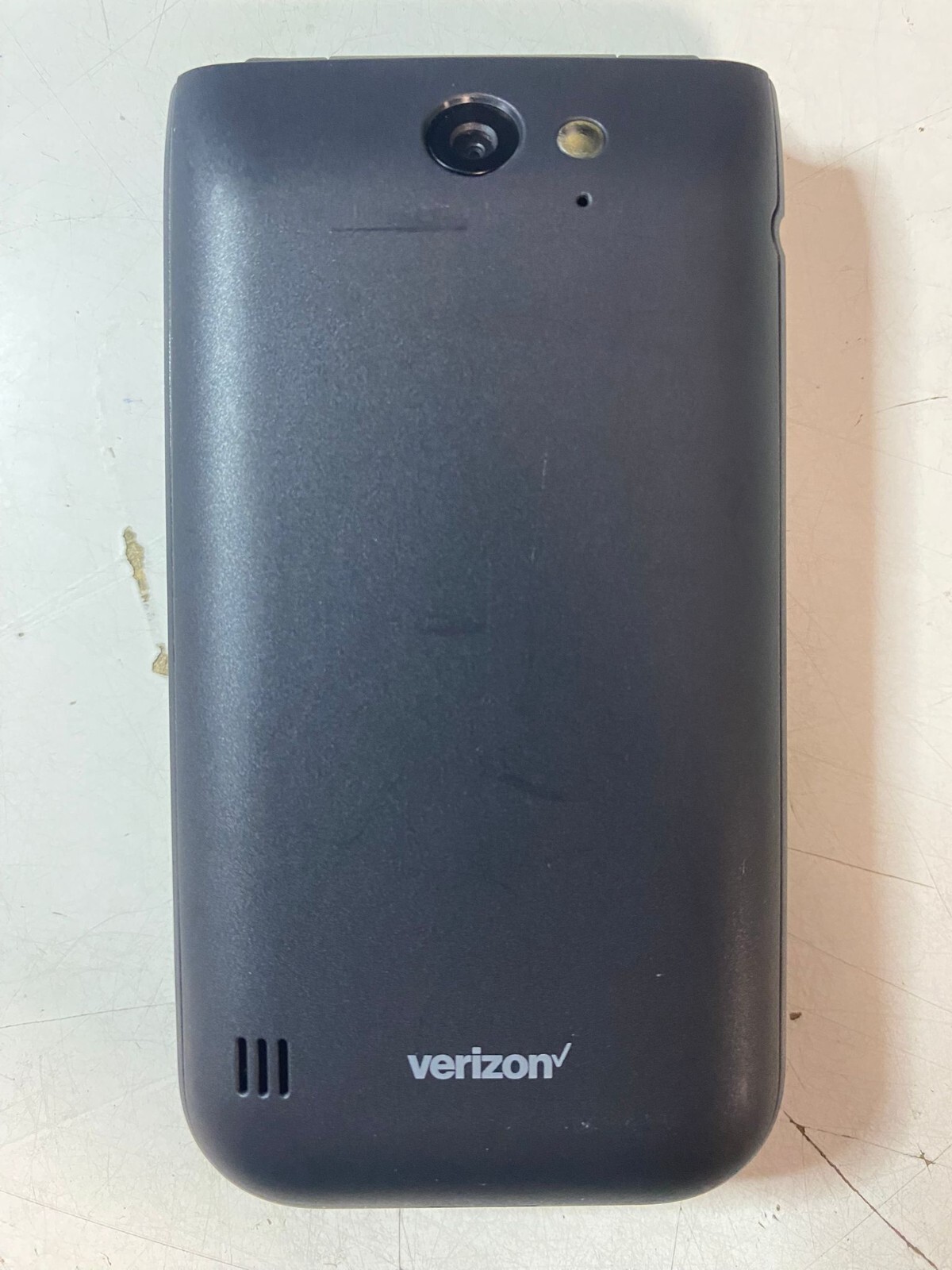 Nokia 2720 V Flip TA-1295 Verizon Wireless 4G LTE KaiOS 4GB Smartphone B+ Grade