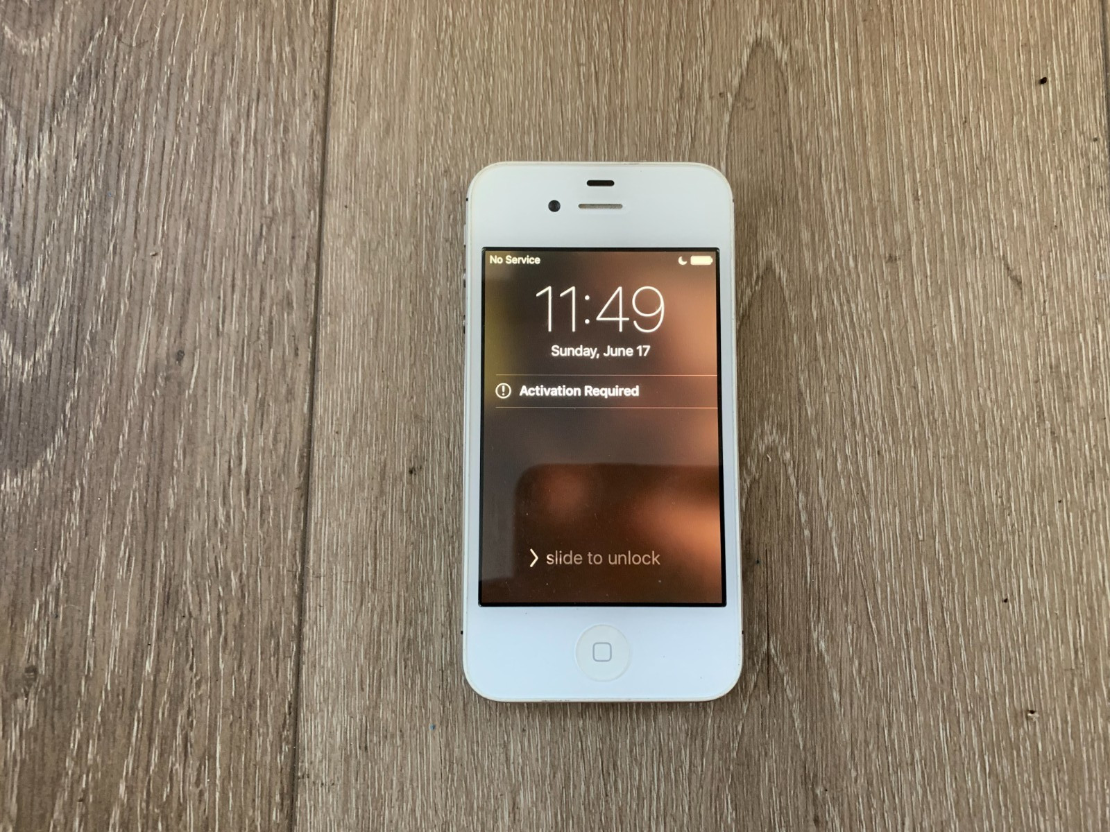 Apple iPhone 4 A1387 3.5″ screen power on Untested For Parts or Repair