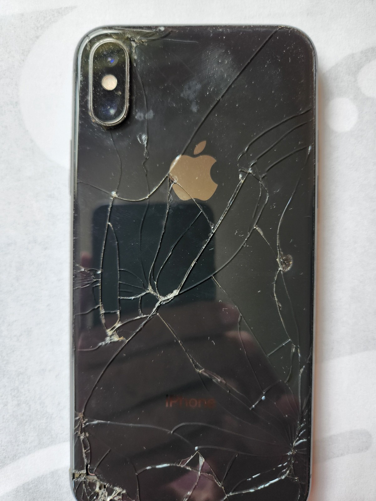 Apple iPhone XS – 256 GB – Space Gray (Unlocked)