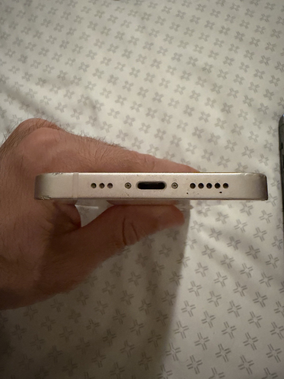 Apple iPhone 13 128GB Beige Unlocked 75% Battery Capacity