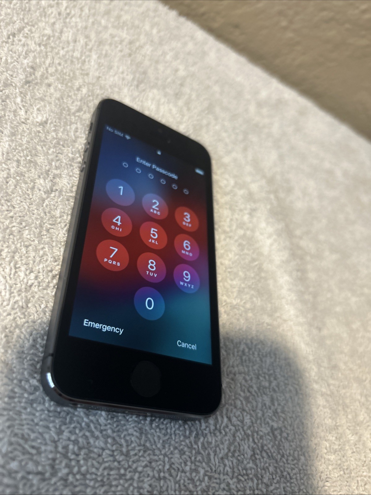 Apple iPhone 5s 16GB Black Space Grey Unlocked With Otter box Used