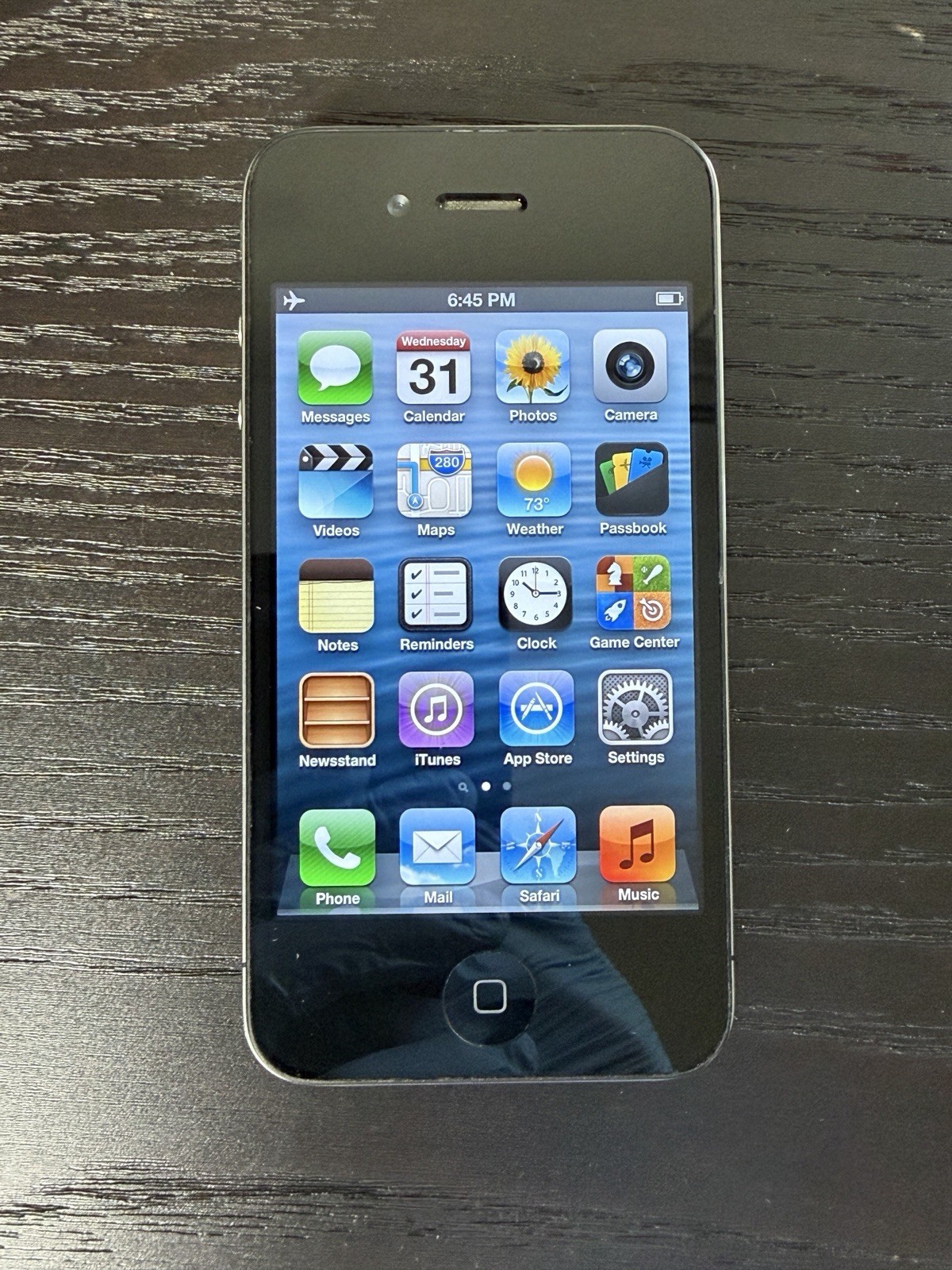RARE Apple iPhone 4 16GB Black A1332 MC608LL IOS 6.0.1 AT&T Grade B