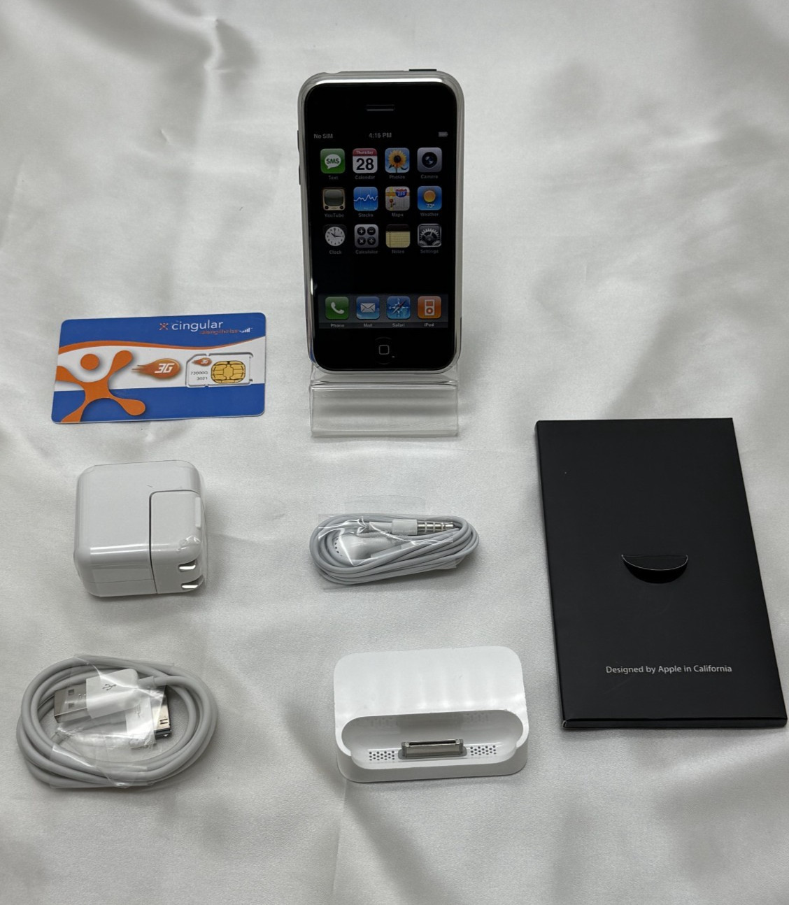 Apple iPhone 1st Generation 2G 4GB AT&T A1203 (GSM) iOS 1.0